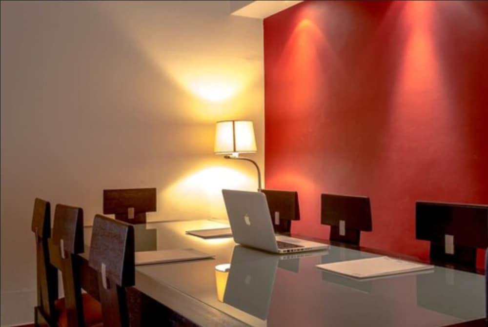 Cafe De Rome Hotel Дакар Екстериор снимка