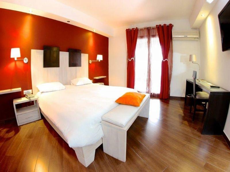 Cafe De Rome Hotel Дакар Екстериор снимка