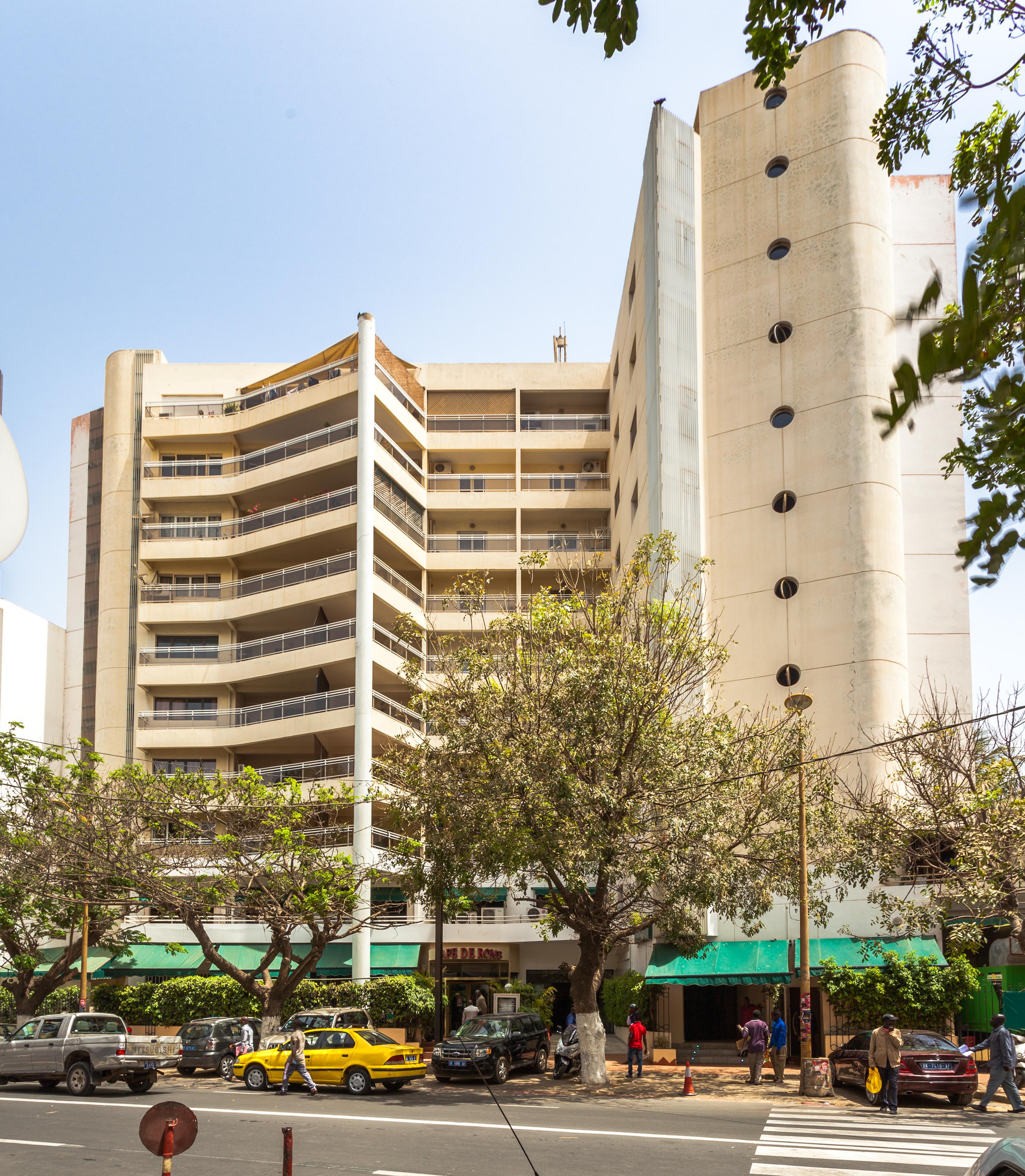 Cafe De Rome Hotel Дакар Екстериор снимка